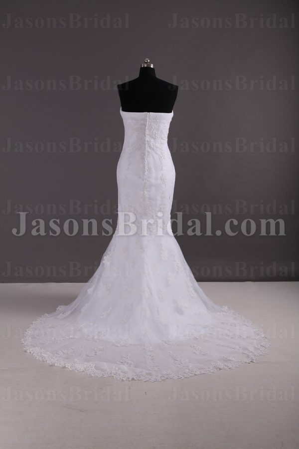 Fit-and-Flare Strapless Lace Wedding Dress Appliqued Tulle with Court Train