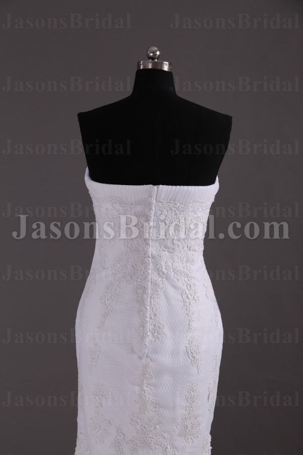 Fit-and-Flare Strapless Lace Wedding Dress Appliqued Tulle with Court Train