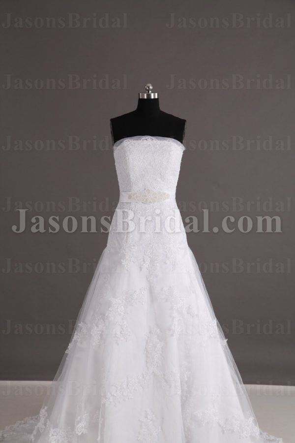 Fit-and-Flare Lace Wedding Dress Strapless Appliques Beaded Embellished Band with Court Train