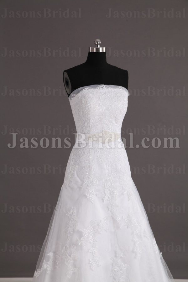Fit-and-Flare Lace Wedding Dress Strapless Appliques Beaded Embellished Band with Court Train