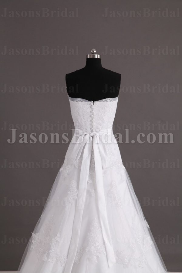 Fit-and-Flare Lace Wedding Dress Strapless Appliques Beaded Embellished Band with Court Train