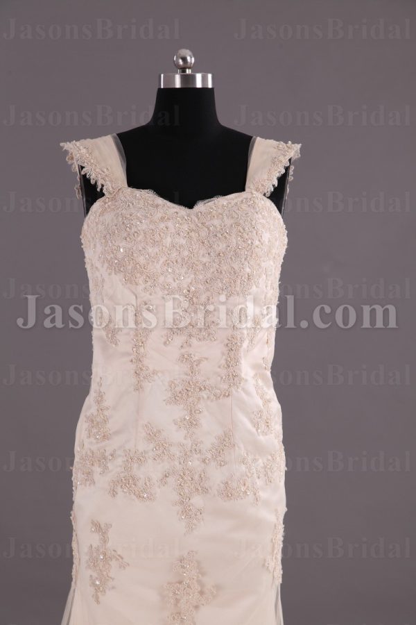 Fit-and-Flare Cap Sleeves Sweetheart Beaded Appliques Sweep Train Sweep Train Tulle over Satin Wedding Dresses