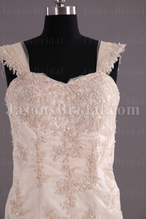 Fit-and-Flare Cap Sleeves Sweetheart Beaded Appliques Sweep Train Sweep Train Tulle over Satin Wedding Dresses