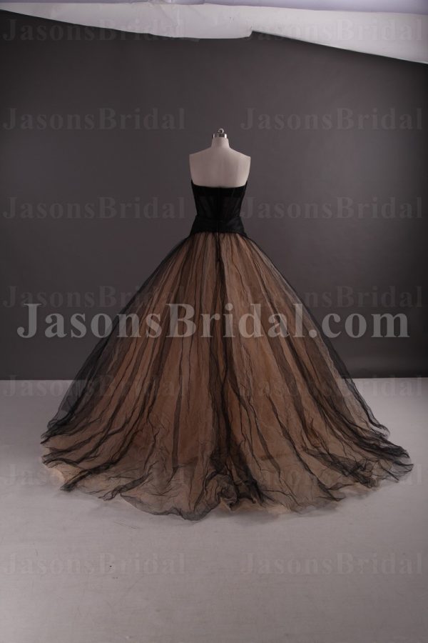 Two-tone Ball Gown Sweetheart Illusion Waistline Open Front Ruffled Sweep Train Tulle Organza Wedding Dresses