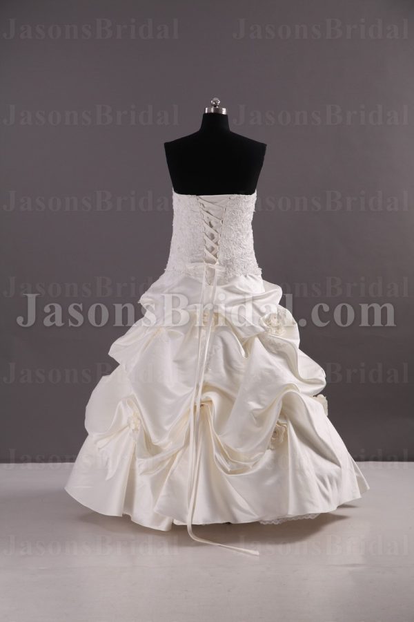 Ball Gown Sweetheart Beaded Appliques Adorned Flowers Pick-up Floor Length Satin Wedding Dresses