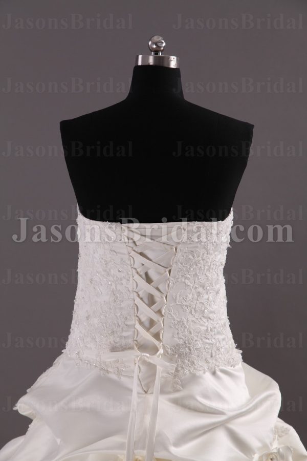 Ball Gown Sweetheart Beaded Appliques Adorned Flowers Pick-up Floor Length Satin Wedding Dresses
